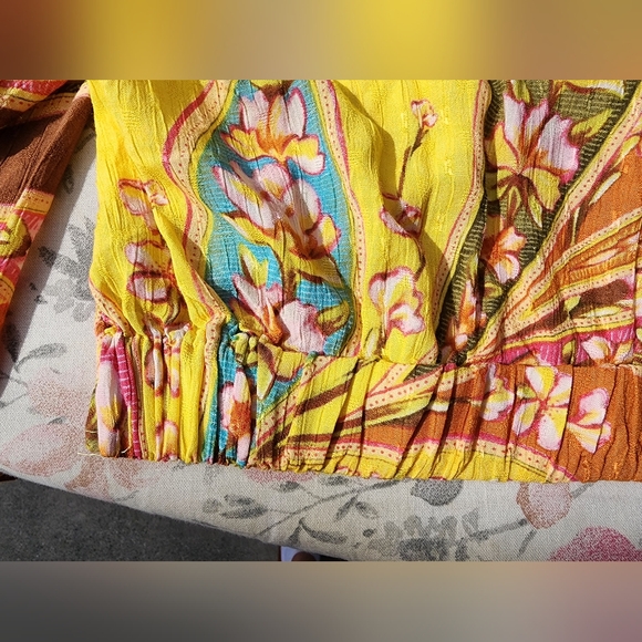 MEDIUM HAUTE HIPPIE faux wrap yellow floral boho collar crop shirt pullover - Picture 7 of 16